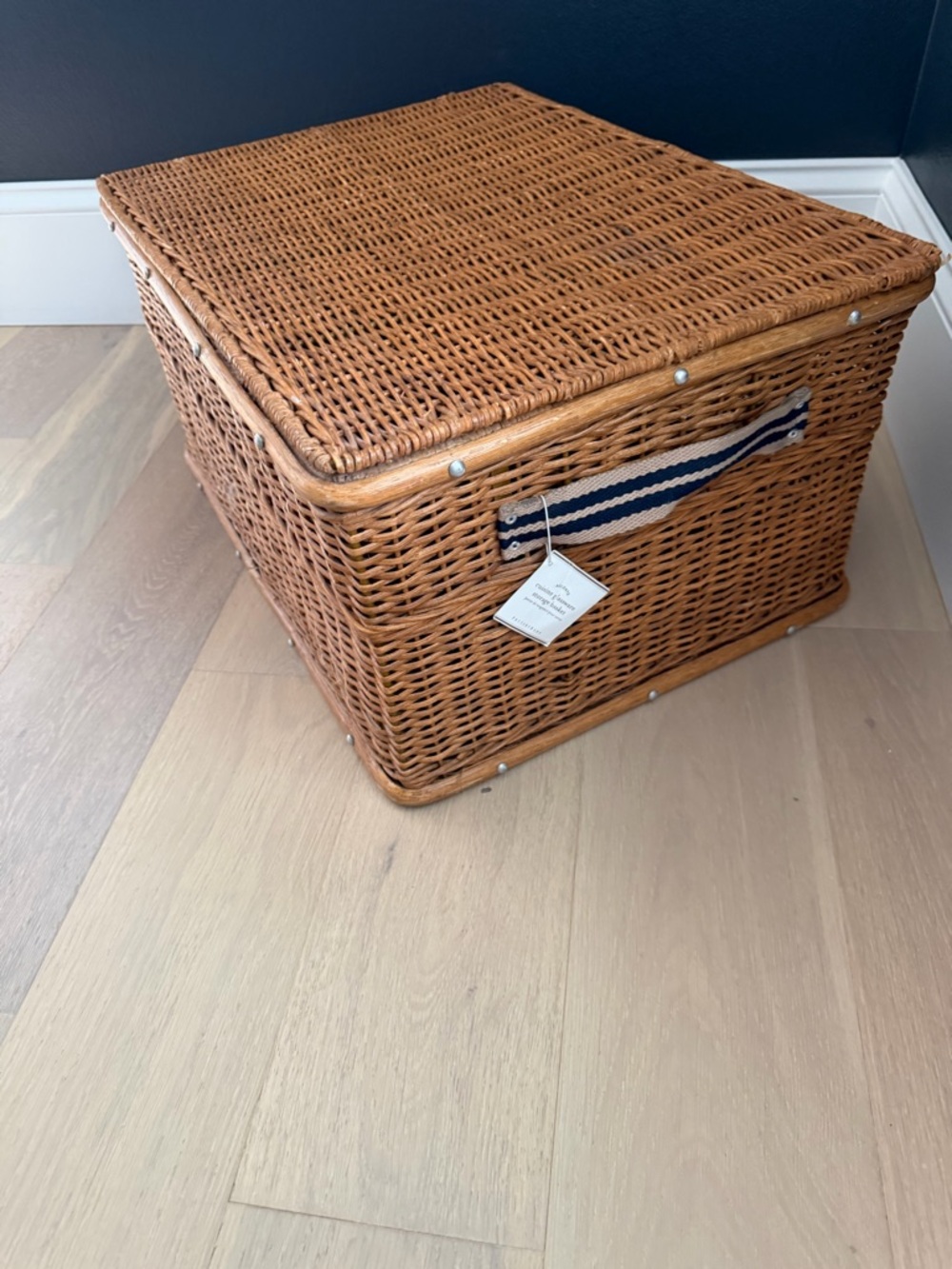 Pottery Barn Cuisine Glassware Storage Basket - Picture 4 of 7